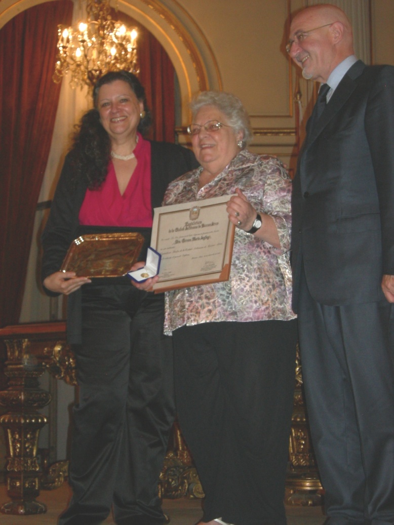 Diana Maffía » Blog Archive » carmen argibay fue distinguida como